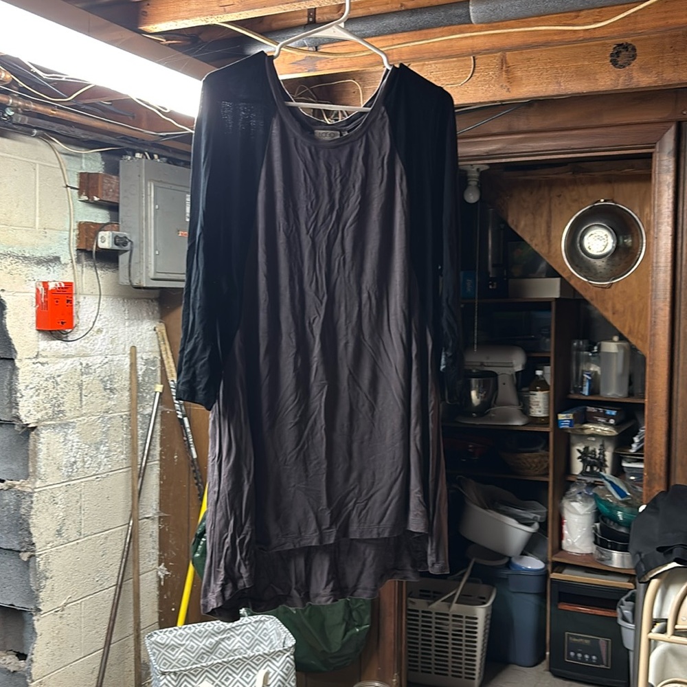 Logo tunic sized 2X